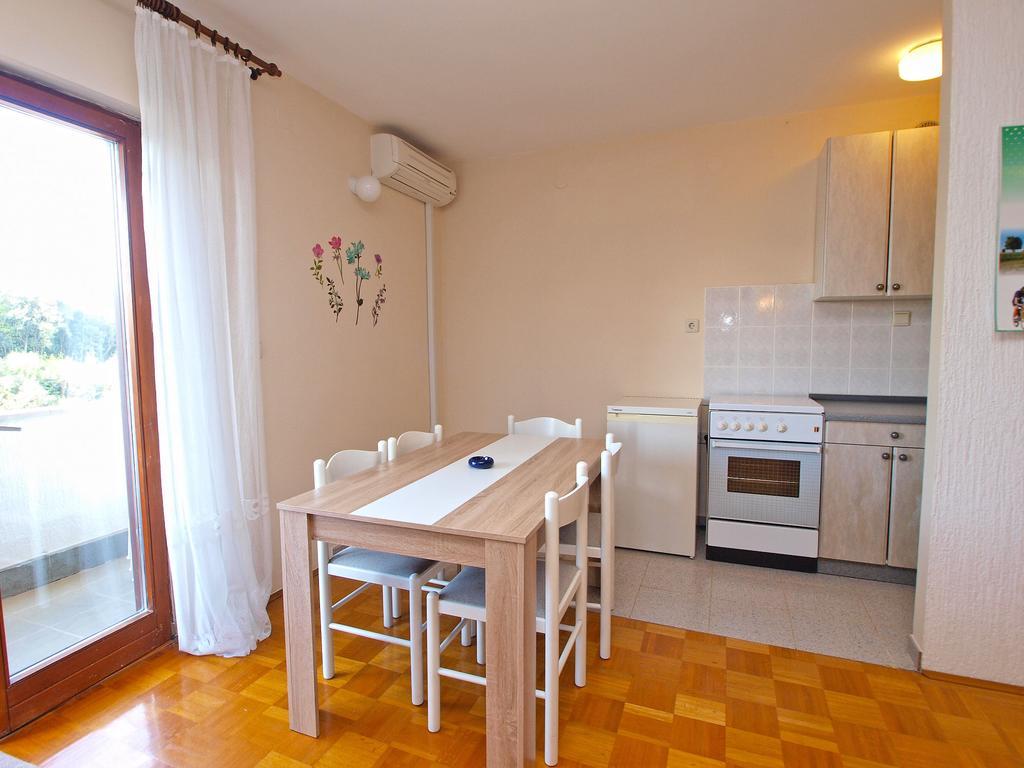 Apartments Dubravka 1315 Vrsar Exterior photo