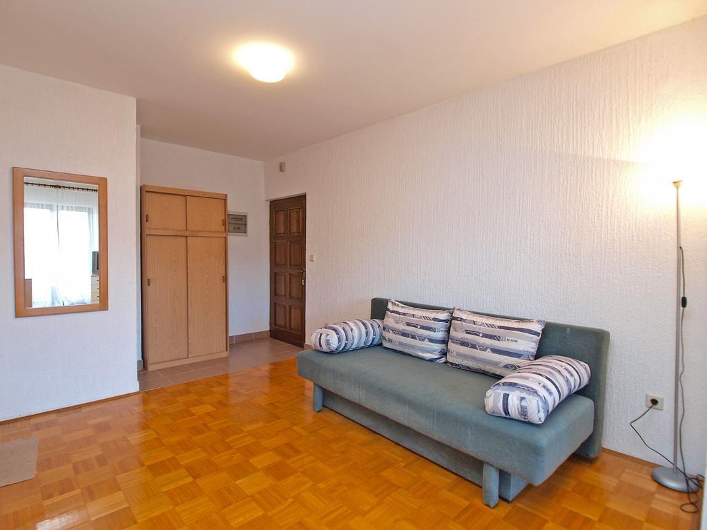 Apartments Dubravka 1315 Vrsar Exterior photo